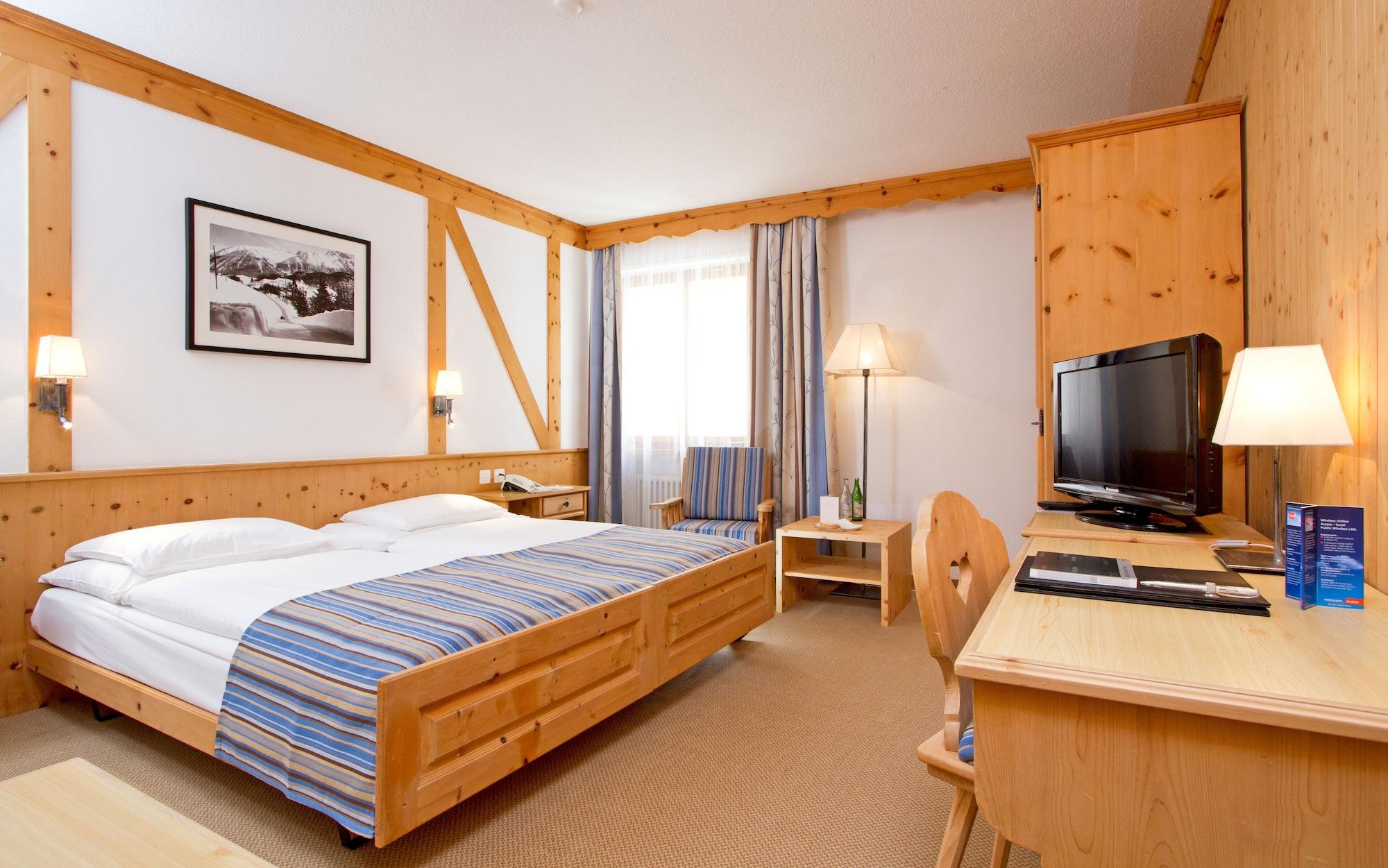 Edelweiss Swiss Quality Hotel Силс Мария Стая снимка